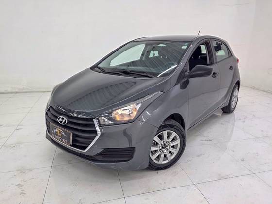 HYUNDAI HB20 1.0 COMFORT PLUS 12V FLEX 4P MANUAL